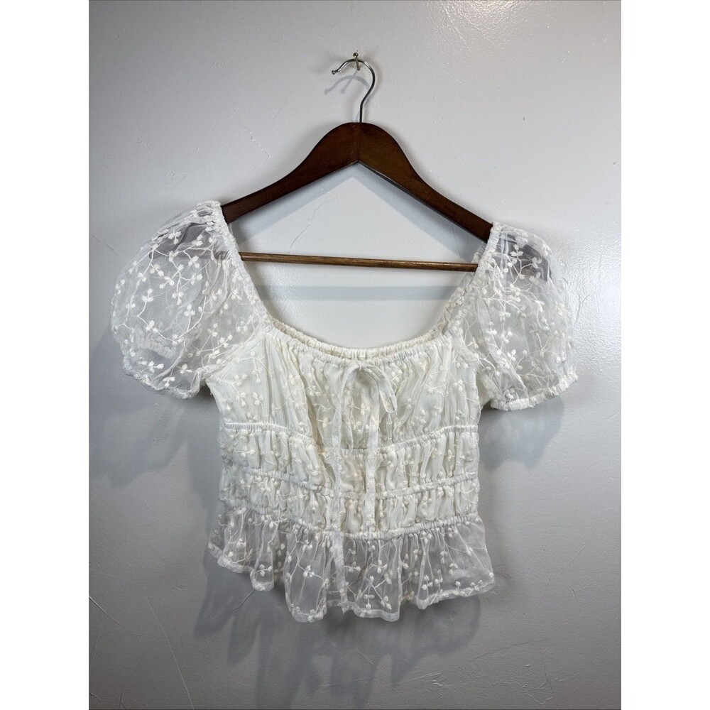Japna Floral Lace Crop Top Ivory Size XS Feminine Dainty Boho Fairycore